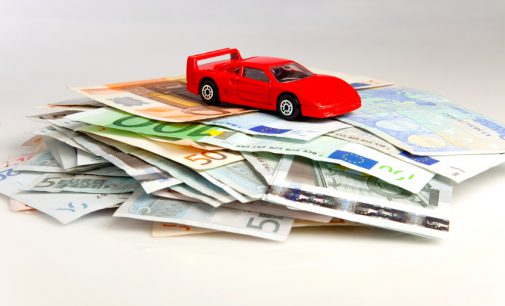 Kreditvergleich: Wer hat bessere Angebote – Haus- oder Onlinebank?