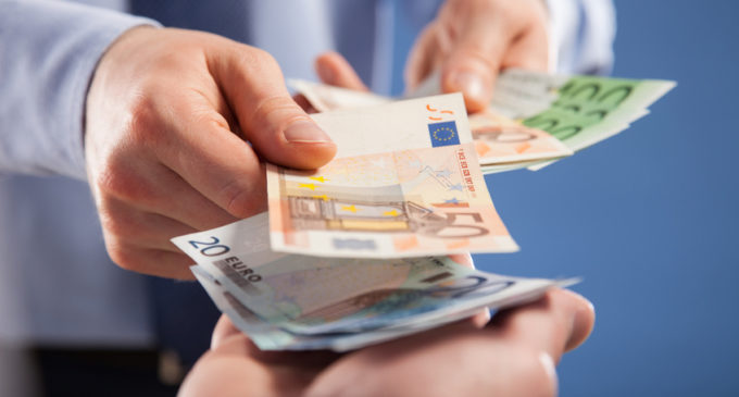 So kommen Freiberufler und Selbstständige an gute Kredite