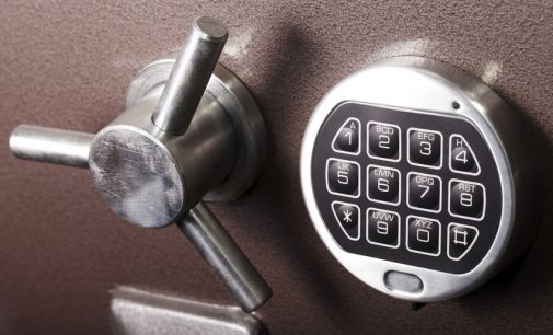 Einbruchschutz: Wertgegenstände mit einem Tresor schützen