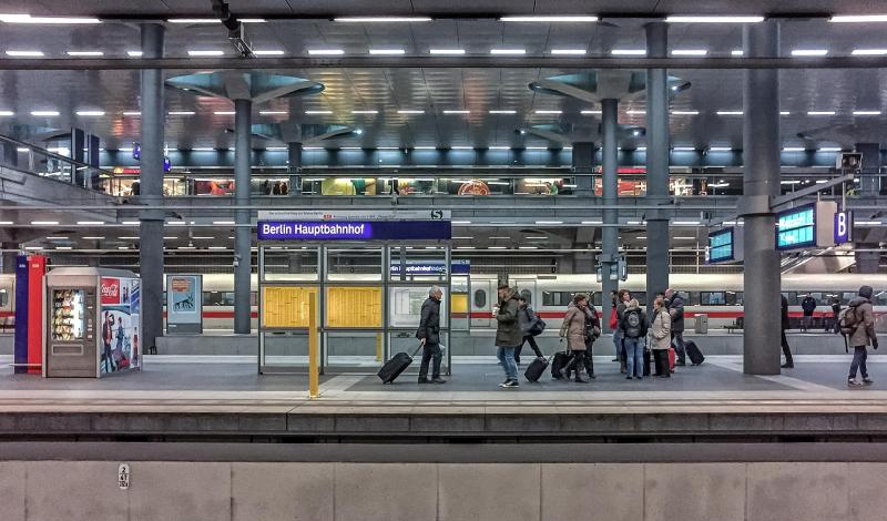 Rein ins Eigenheim: Berlins größte Hausmesse Häuserwelten & Energie macht Lust aufs eigene Haus