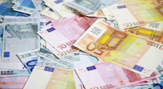 Geld anlegen in Frankreich: Worauf Sie achten müssen